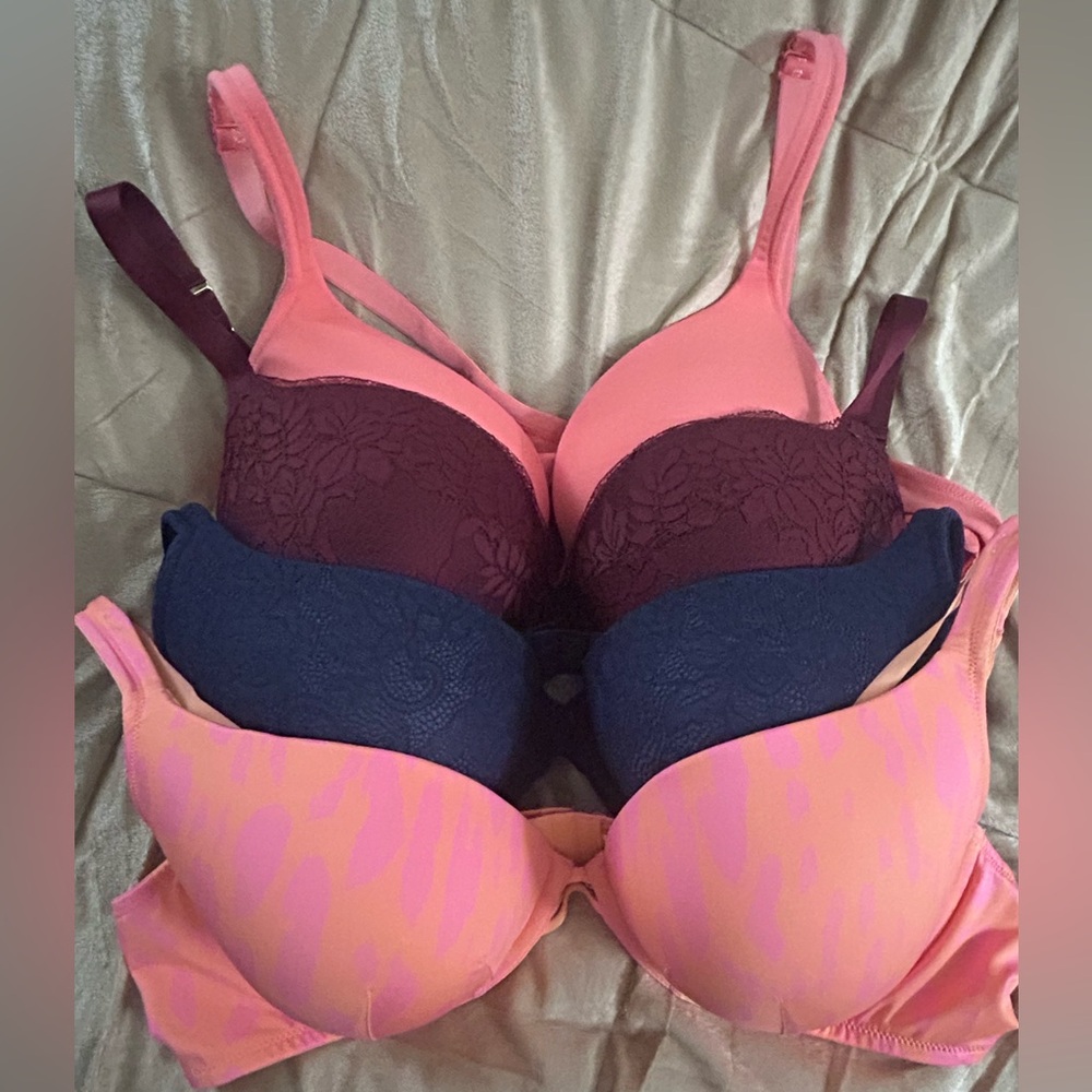 Set of 4 - Lane Bryant smooth boost plunge bras